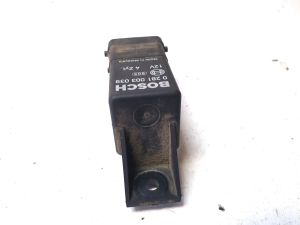 FIAT Ducato (250) (2006–2014) Glow plug relay 0281003039 - 3