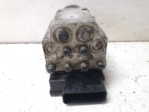 Saab 9-3 (2002–2014) ABS unit 15114101F - 2