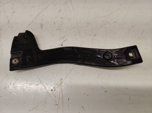 Front bumper bracket - 8E0807204B