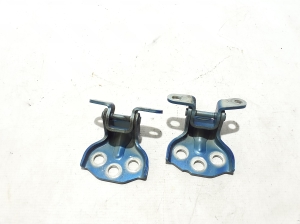 Front door top hinge - 50011521