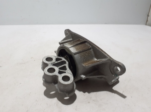 MG, ZS II (2017–2026) Engine mount 10592201 - 3