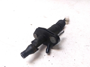 Saab 9-3 (2002–2014) Siduri peasilinder 24412670 - 3