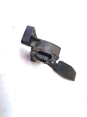 Accelerator pedal - 9186724