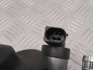 Volkswagen Passat B7 (2010–2014) Kütusepump 03L130755L - 2
