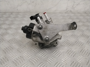 Volkswagen Passat B7 (2010–2014) Kütusepump 03L130755L - 3