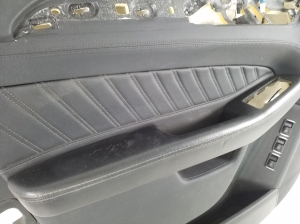 Mercedes Benz GLE-Class 166 (2015–2018) Priekšējo durvju apšuvums - 2