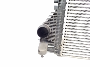 Mercedes Benz A-Class 177 (2018–2026) Vahejahuti radiaator A2475000100 - 4