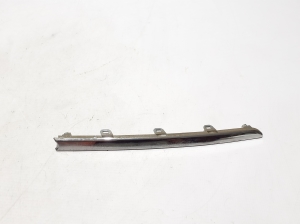 Front grille chrome trim - 6231067841