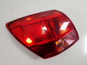 NISSAN Qashqai (2006–2013) Eckleuchte hinten - 2