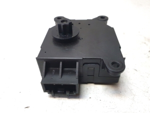 Saab 9-3 (2002–2014) Heater flap actuator 1000025010 - 2