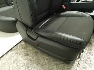 Hyundai Kona (2017–2023) Salons un tā detaļas - 5