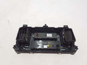 TOYOTA ProAce (2016–2026) Screen 9812067580 - 4