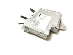 Mazda CX-3 (2015–2026) Radio (head unit) DL8V66DRX - 2