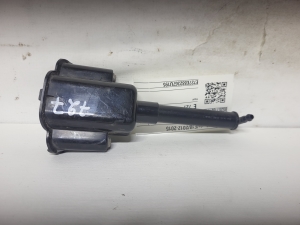 TOYOTA Auris E18 (2012–2018) Scheinwerferwaschdüse 85207-02170 - 2