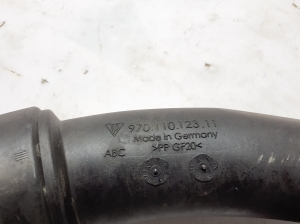 Porsche Panamera 970 (2009–2016) Luftansaugschlauch 97011012311 - 3