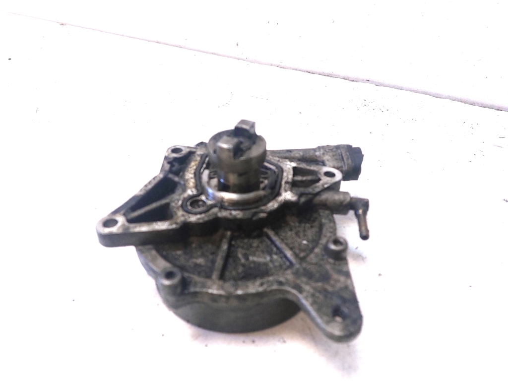 Kia Sportage (2010–2016) Vaakumpump 288102F000