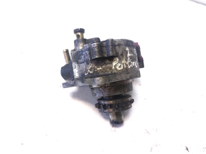 Vacuum pump - 14650EB300