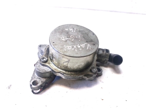 NISSAN Qashqai (2013–2021) Vaakumpump 146503760R - 4