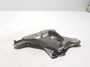 Porsche Panamera 970 (2009–2016) Radiator bracket 97050453702 - 3