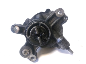 Peugeot 407 (2004–2010) Vacuum pump D1651B17010 - 2
