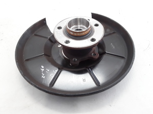  Rear hub 