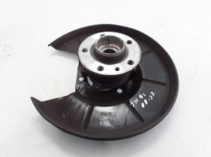  Rear hub 