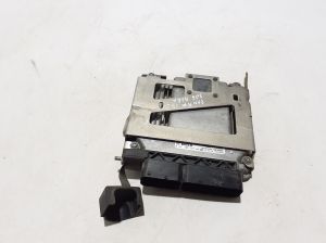 Calculateur moteur - 97061819700