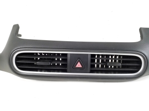 Hyundai Kona (2017–2023) Dashboard air vent grilles 97410J9000 - 4