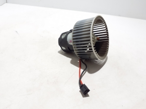 BMW 5 SERIES F10 (2010–2017) Salongi puhuri mootor 9194589 - 3