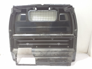   Trennwand zwischen Kabine und Laderaum  - SU001A4072 