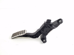 Hyundai Kona (2017–2023) Gaspedal 32700-H8110 - 2