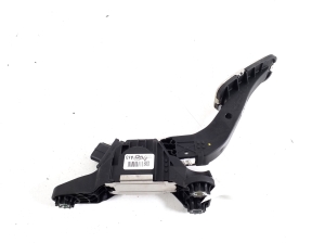 Hyundai Kona (2017–2023) Gaspedal 32700-H8110 - 3