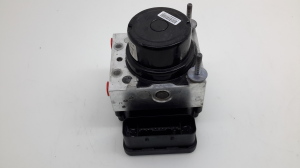 TOYOTA Yaris (2011–2020) ABS Steuergerät 895710D100 - 2