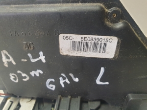 AUDI A4 B6 (2000–2005) Rear side door lock 8E0839015C - 5