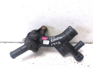 Opel Astra J (2009–2017) Termostata korpuss 0112326A - 3