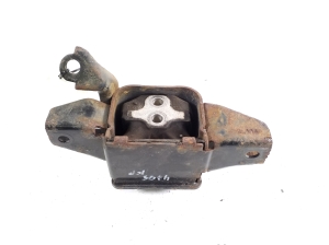 Hyundai Kona (2017–2023) Engine mount 21872K4000 - 2