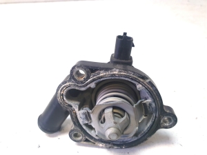 Opel Astra J (2009–2017) Termostata korpuss 55565336 - 2