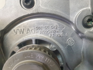 Volkswagen Passat B8 (2014–2023) Veepump 04E121042 - 3