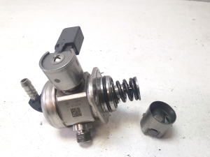 Volkswagen Passat B8 (2014–2023) Kütusepump 04E127025B - 4
