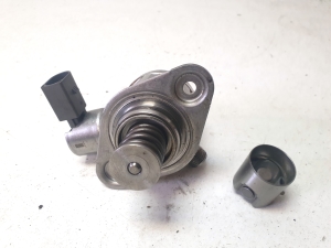 Volkswagen Passat B8 (2014–2023) Kütusepump 04E127025B - 5