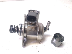 Volkswagen Passat B8 (2014–2023) Kütusepump 04E127025B - 6