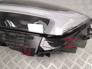 VOLVO XC60 (2017–2026) Esituli 32420430 - 4