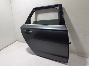Rear side doors - 4G9833052