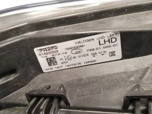 VOLVO V40 (2012–2019) Headlight 31420003 - 6