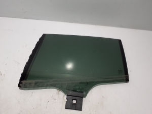 Rear side door glass - 971845317C