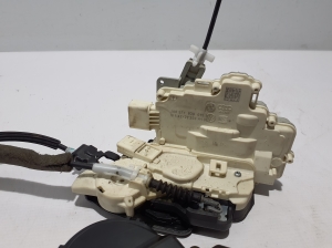 Porsche Panamera 971 (2016–2026) Rear side door lock 971839015B - 2