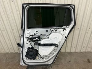 Opel Astra L (2021–2026) Tagumised küljeuksed ja nende osad - 4