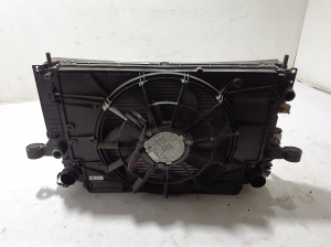 VOLVO XC40 (2017–2026) Radiator set and its parts - 3