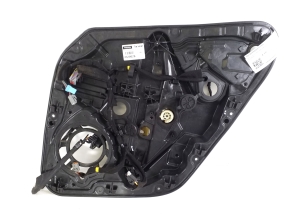 Rear side door window regulator and its parts