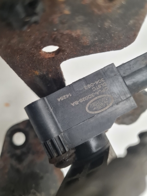 Land Rover Sport (2013–2026) Sensor an der Hinterradnabe CPLA-3D026-BA - 3